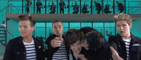 One Direction ... Kiss You ... <3